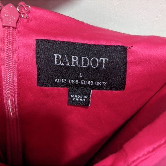 Barbie pink Bardot | Luna cut out midi dress in pink punch - Picture 5 of 9